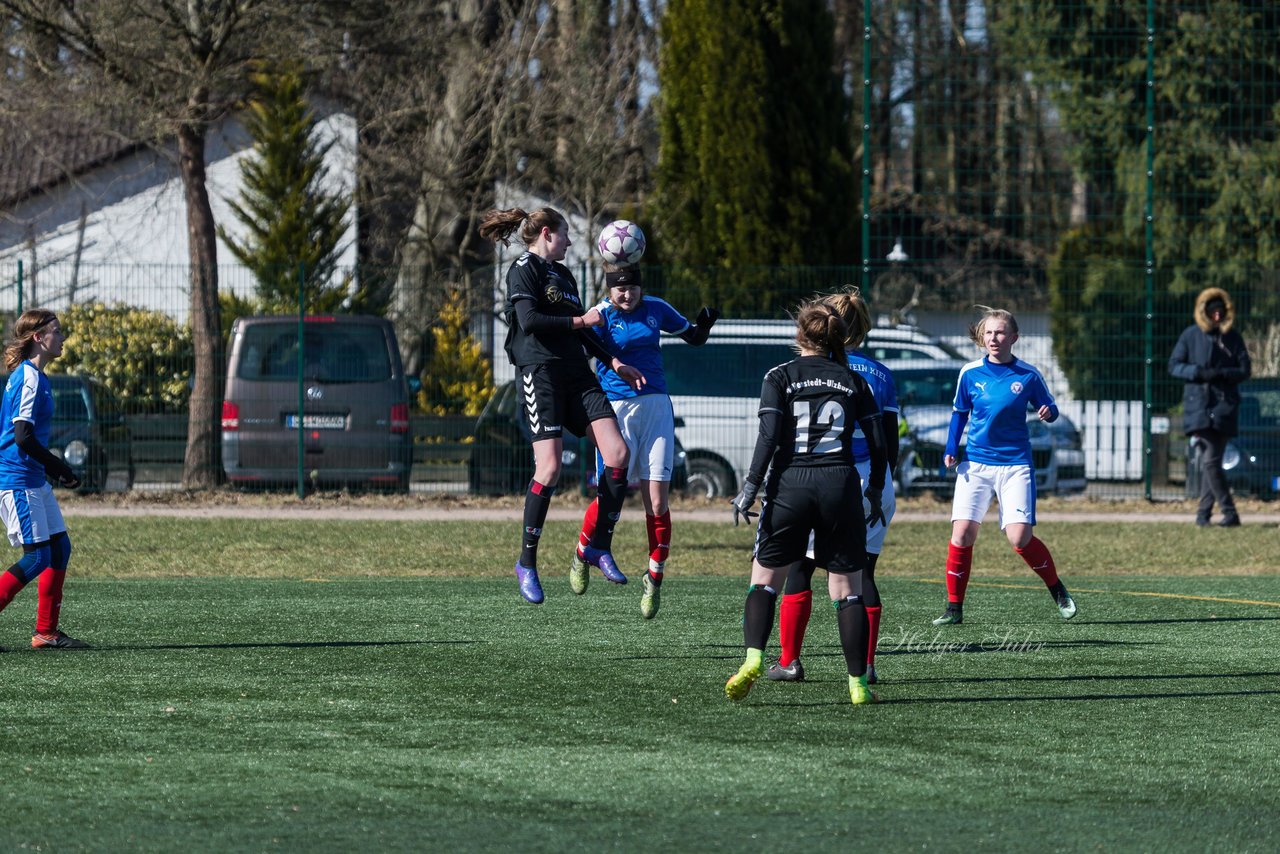 Bild 398 - B-Juniorinnen Halbfinale SVHU - Holstein Kiel : Ergebnis: 3:0